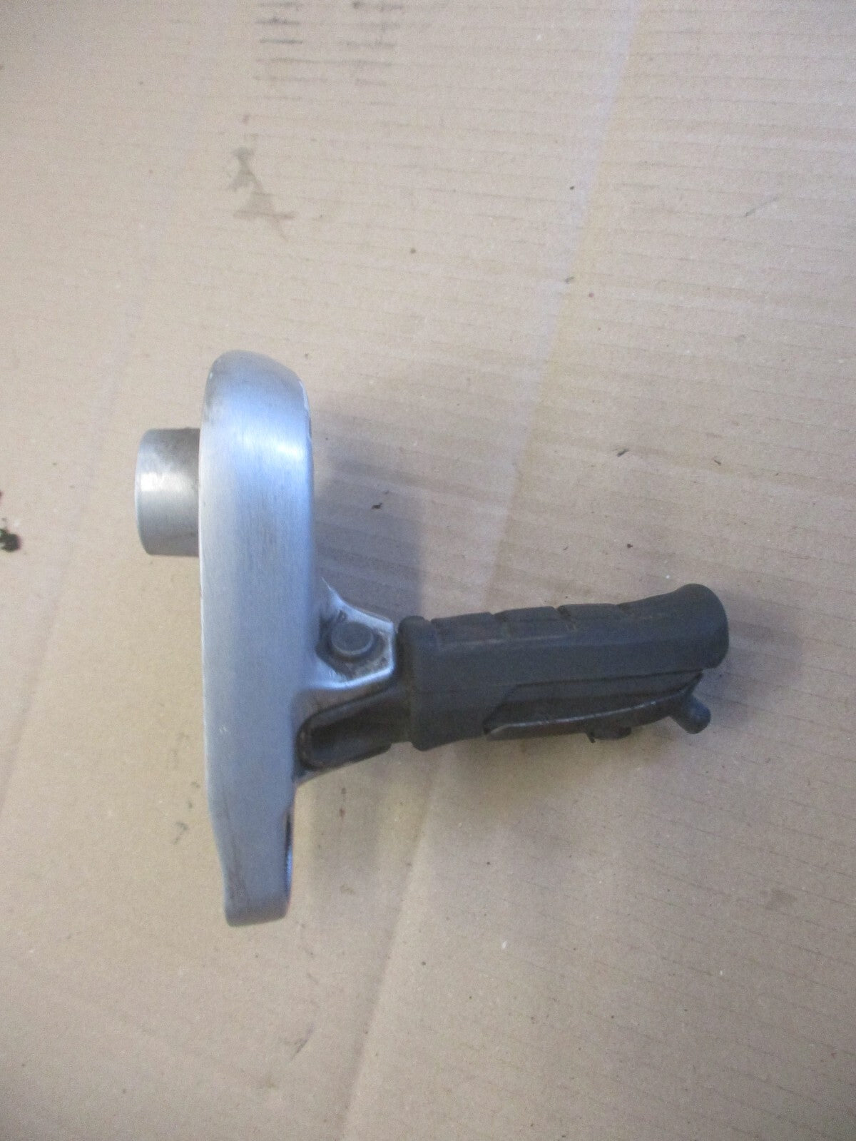 Cale pied avant gauche pour Honda 700 XLV Transalp - RD13A