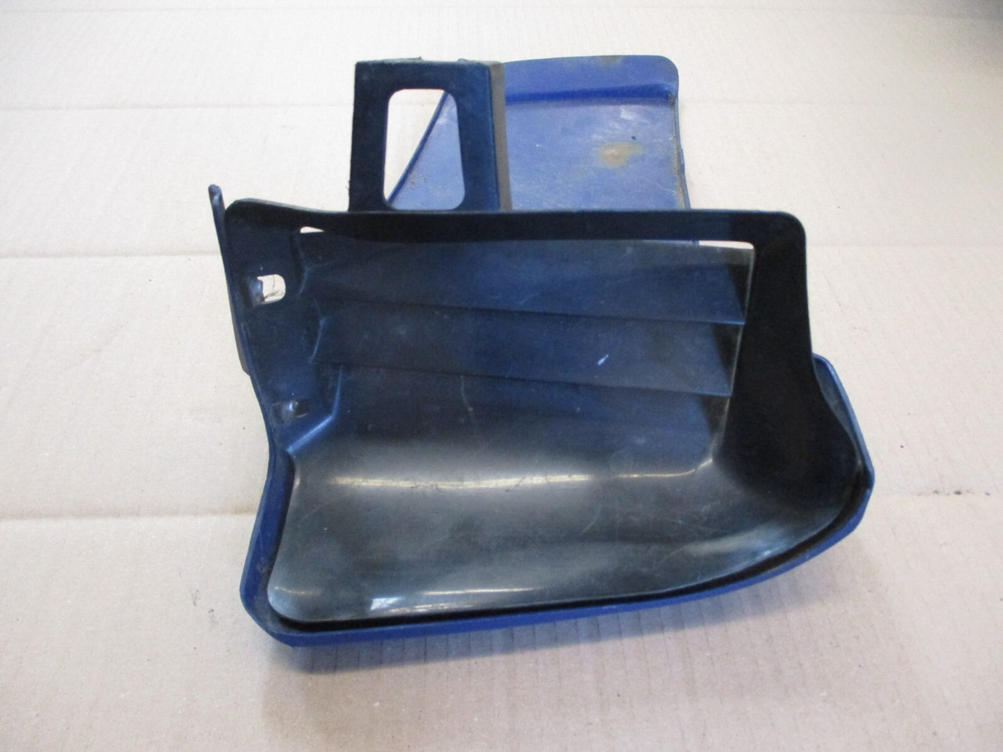 Ouie droite de réservoir d'essence pour Yamaha 600 XT - 2KF