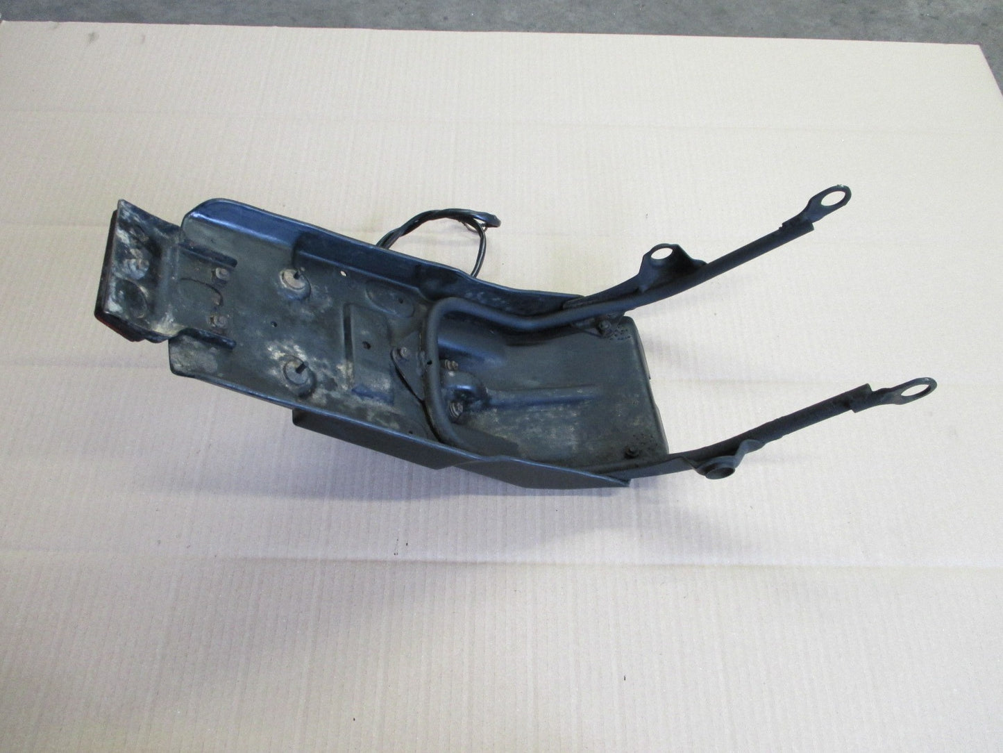 Bavette + feu de plaque pour Honda 600 XLL - XLM - XLLM - PD04