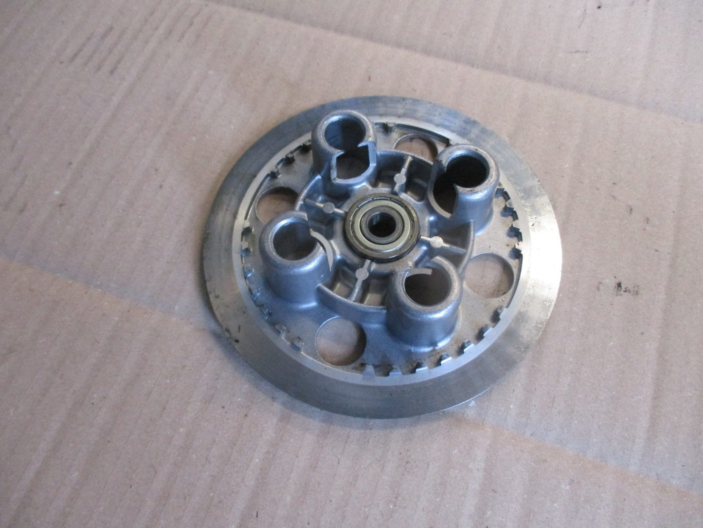 Couvercle d'embrayage pour Suzuki 650 XF Freewind