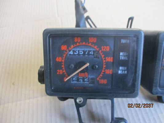 Bloc compteur - compte tours 43574 kms pour Honda 600 XLL - XLM - XLLM - PD04