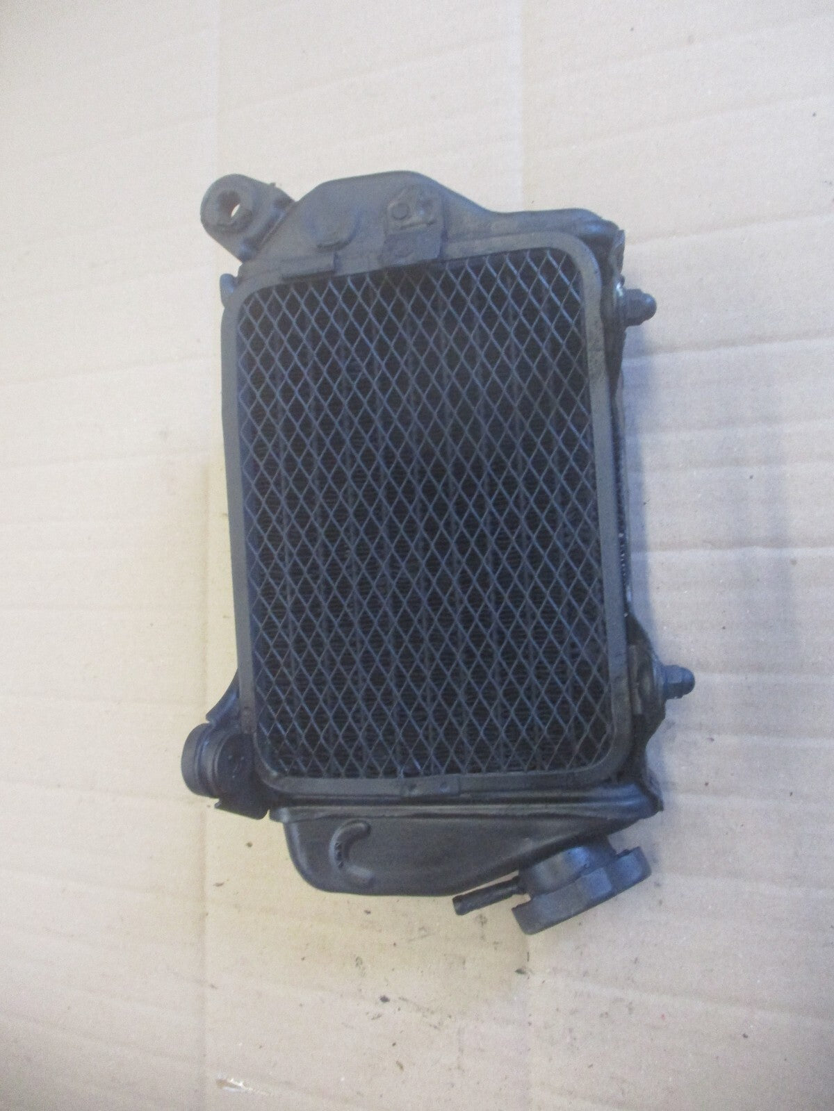 Radiateur d'eau droit + grille pour Kawasaki 600 650 KLR