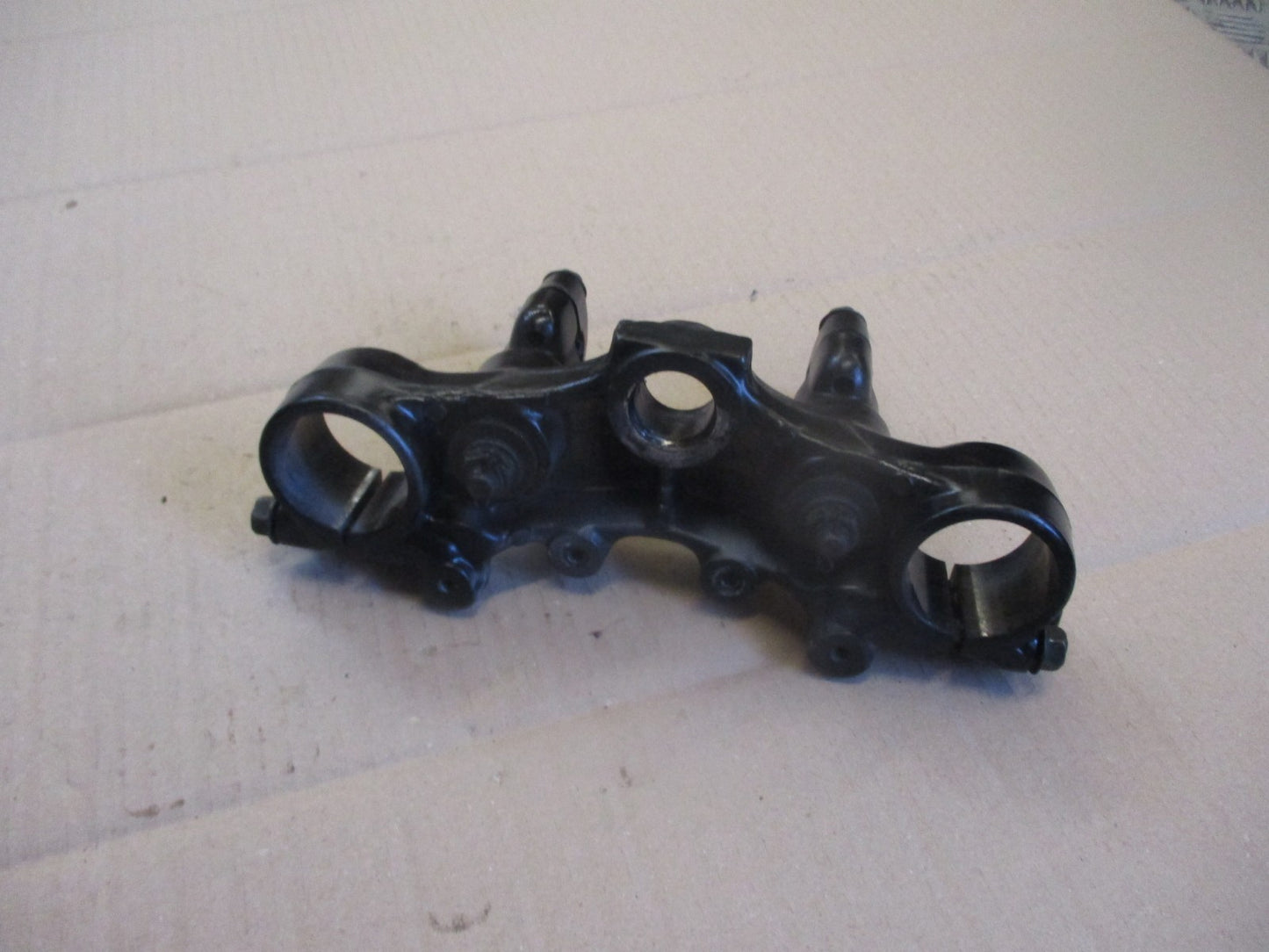 Té supérieur de fourche pour Yamaha 600 Ténéré - 1VJ