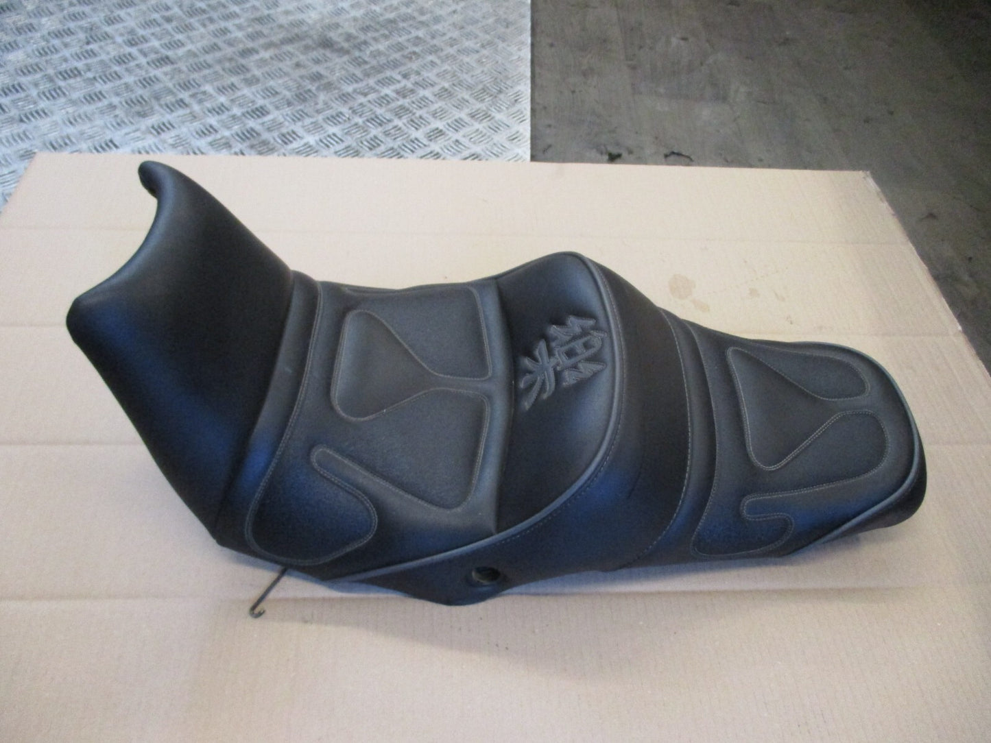 Selle confort pour Yamaha 750 FZX - 2JE - 4AM