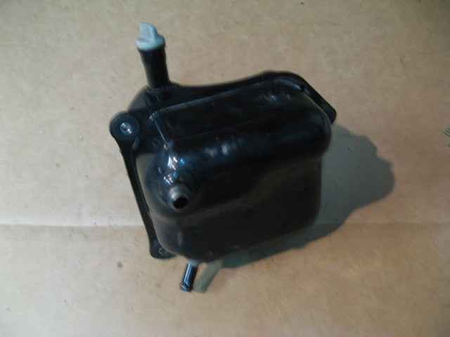 Réservoir d'huile pour Yamaha 850 TDM - 3VD