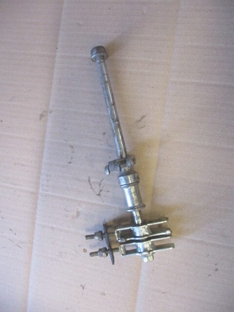 Axe de roue arrière pour Honda 125 CBF - JC40A