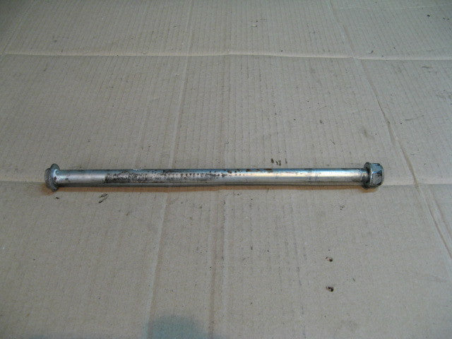 Axe de bras oscillant pour Honda 125 XLV - Varadéro - JC32