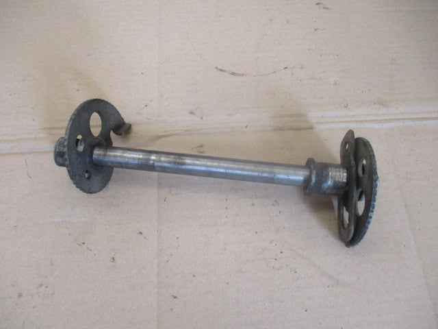 Axe de roue arrière pour Honda 200 XLR - MD06