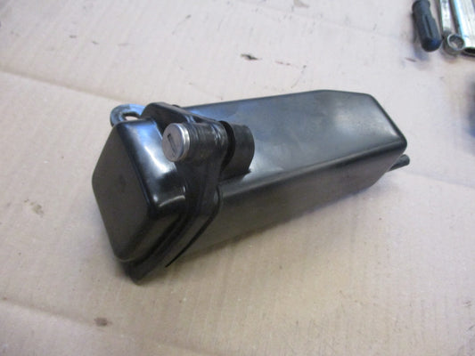 Boite à outils + pochette + outils pour Honda 650 NX Dominator - RD02 - RD08A
