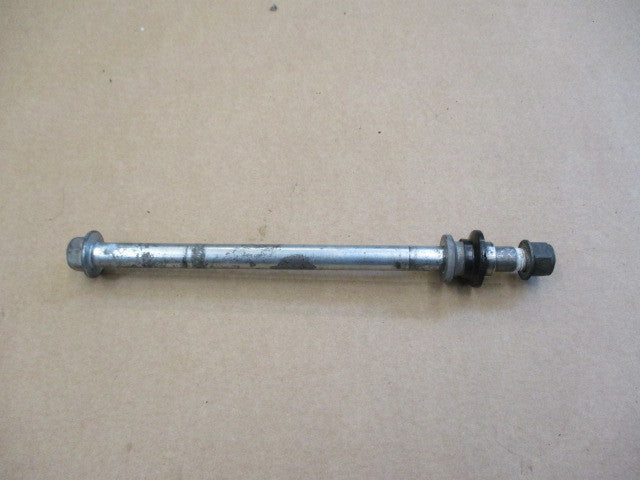 Axe de roue avant pour Yamaha 125 TW - DE01 - DE054