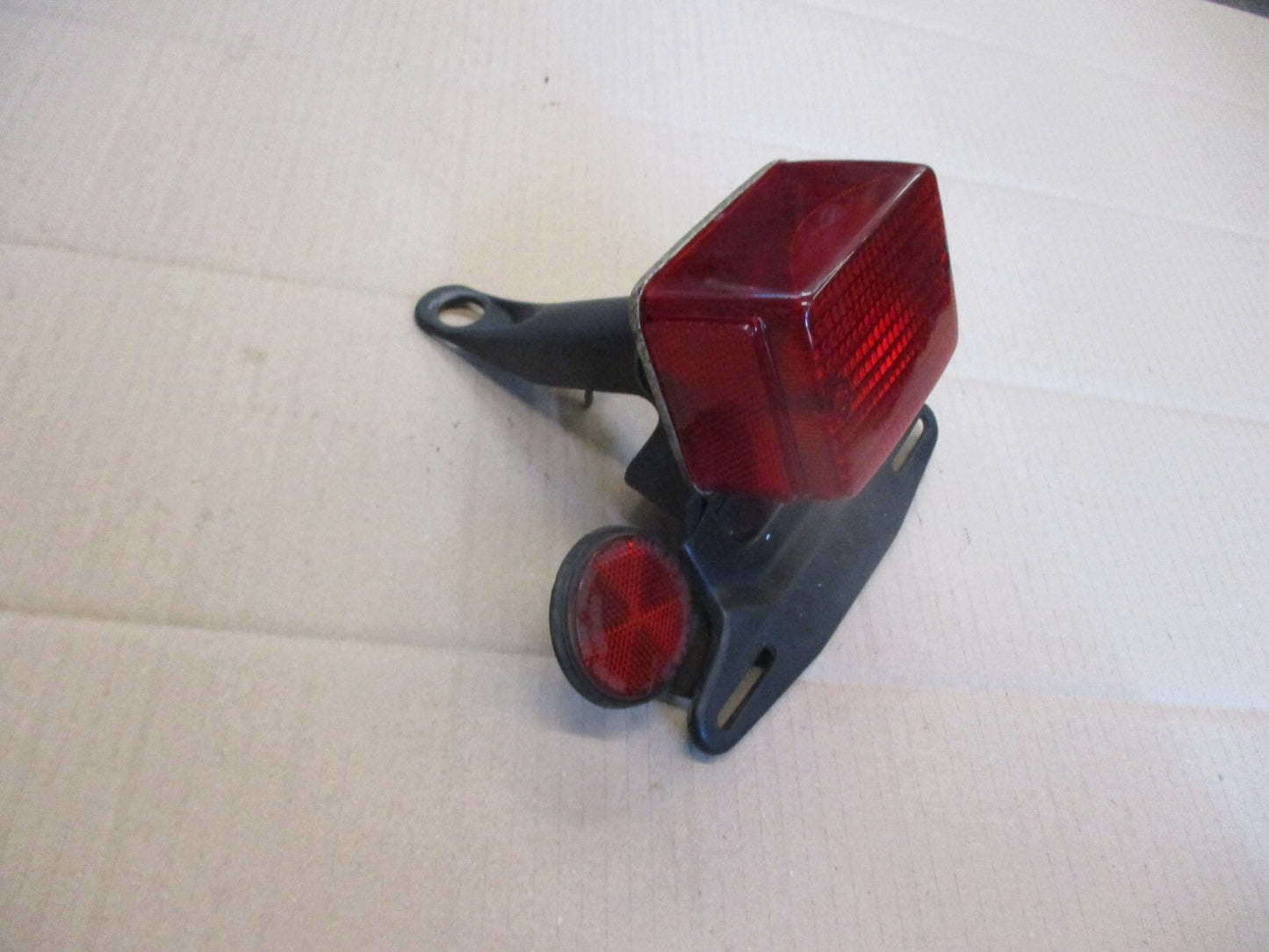 Feu arrière pour Yamaha 125 DTMX - 2A8