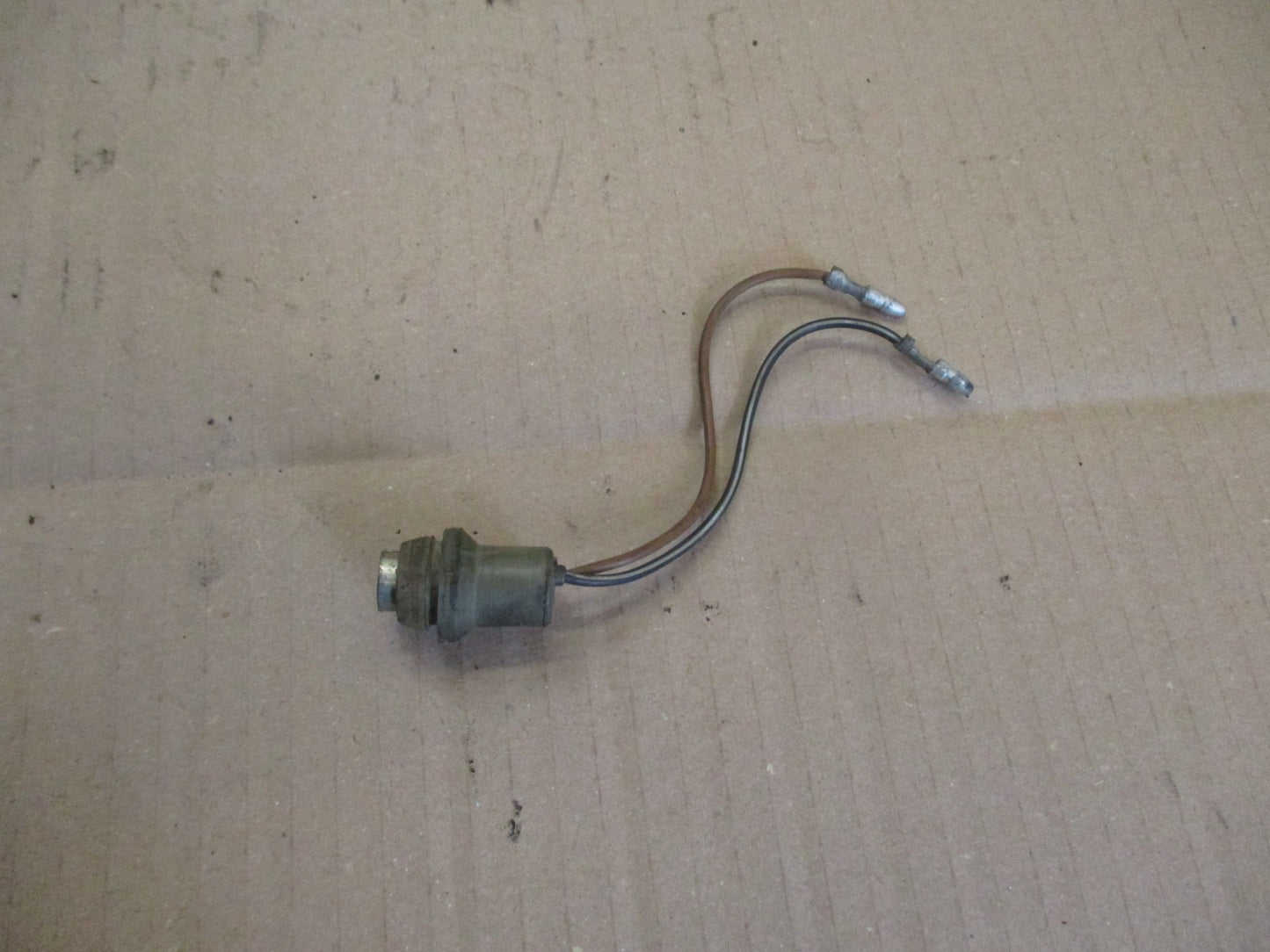 Support veilleuse de phare pour Suzuki 125 DR - SF43B