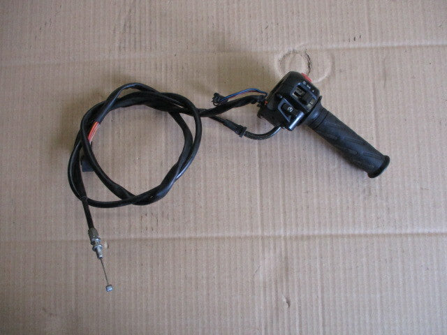 Poignée d'accélérateur + cable + cocotte droite pour Suzuki 125 GZ Marauder