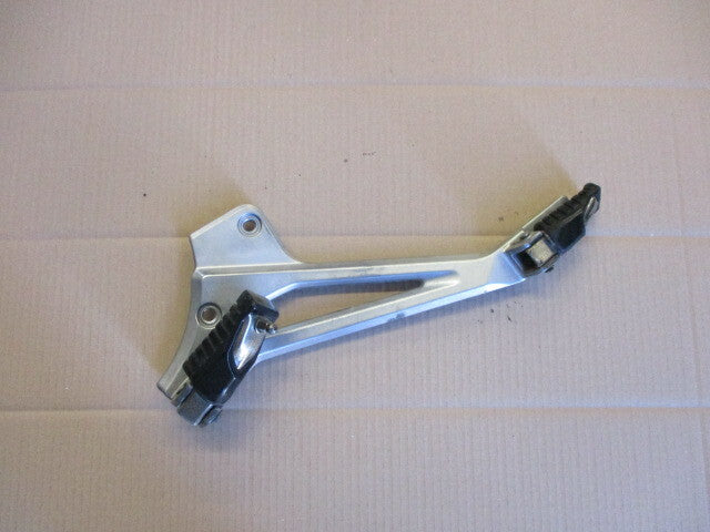 Platine repose pieds gauche pour Kawasaki 500 ER5 ER-5