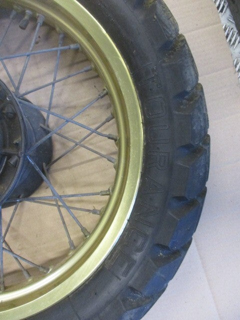 Roue arrière avec pneu très peu roulé pour Kawasaki 600 650 KLR