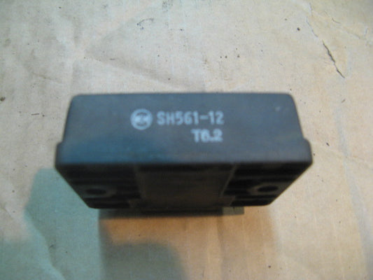 Régulateur SH561-12 pour Honda 125 NX Transcity - JD12