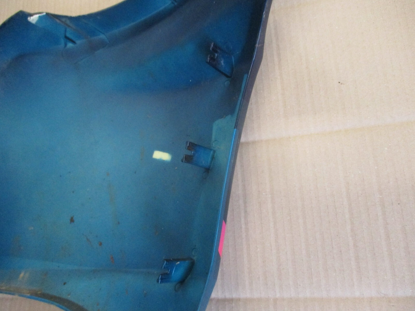 Flanc de carénage gauche pour Honda 125 NX Transcity - JD12