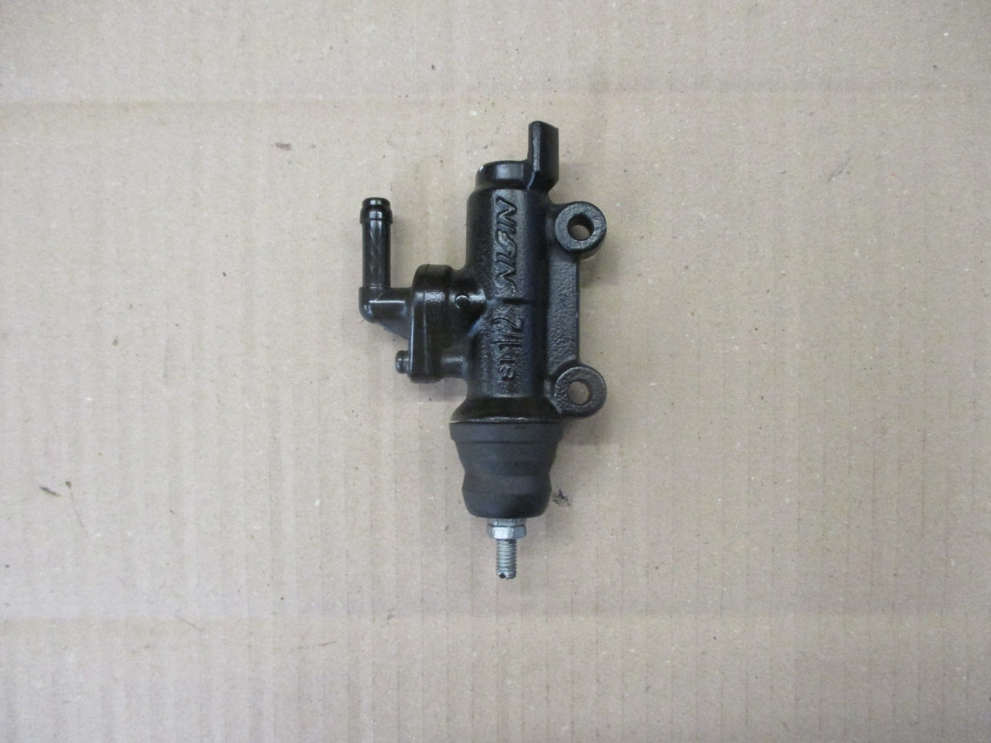 Maitre cylindre pour Honda 125 CBF - JC74