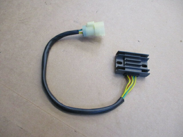 Régulateur NEUF pour Honda 125 CLR - City Fly - JD18A
