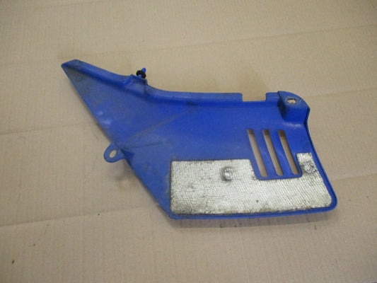 Cache latéral droit pour Suzuki 125 DR - SF43B