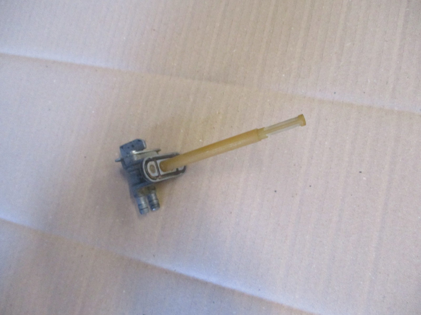 Robinet d'essence pour Yamaha 850 TDM - 4TX
