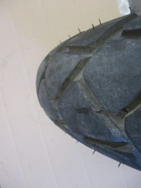 Roue arrière avec pneu très peu roulé pour Kawasaki 600 650 KLR