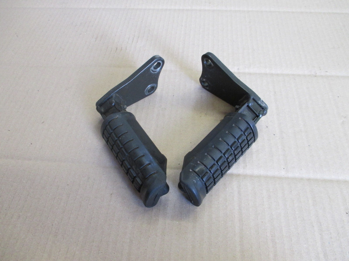 Cales pieds avant droit et gauche pour Suzuki 650 XF Freewind