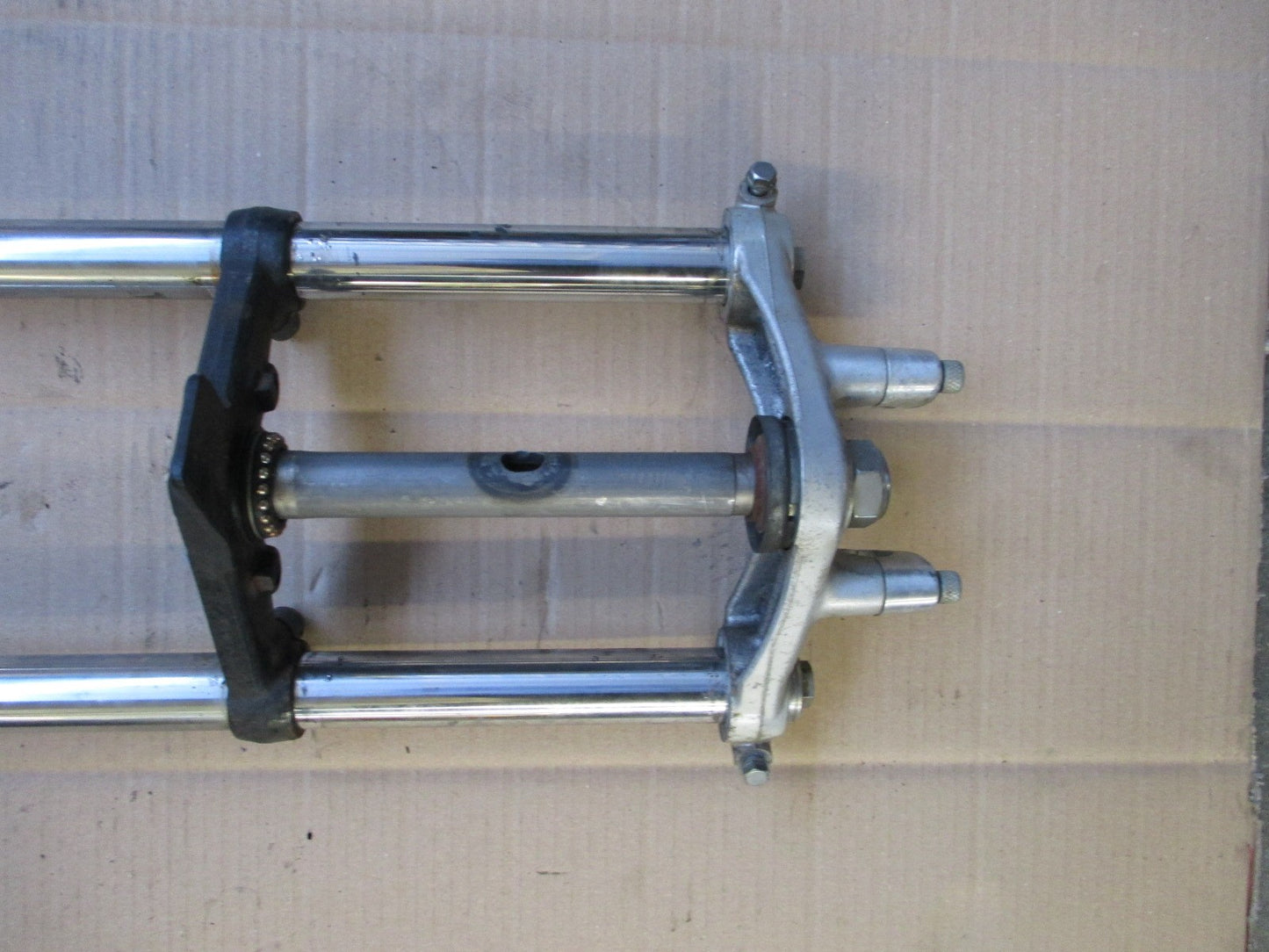Fourche pour Honda 125 CM Custom - JC05