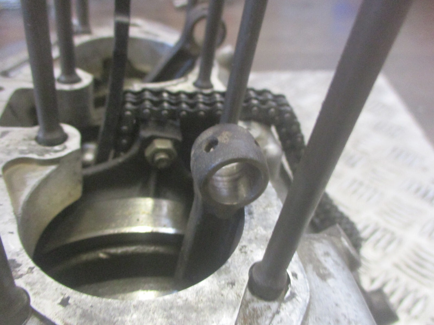 Bas moteur pour Honda 125 CBT - CB125T - 125 Twin