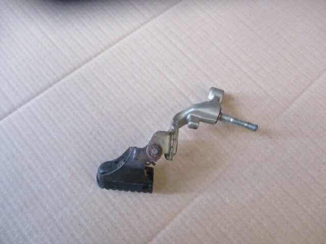 Cale pied avant droit pour Honda 650 NX Dominator - RD02