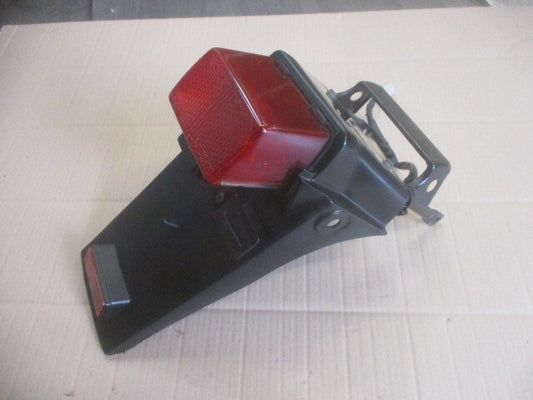 Bavette + feu arrière pour Suzuki 650 DR RS SE - SP42A - SP43A