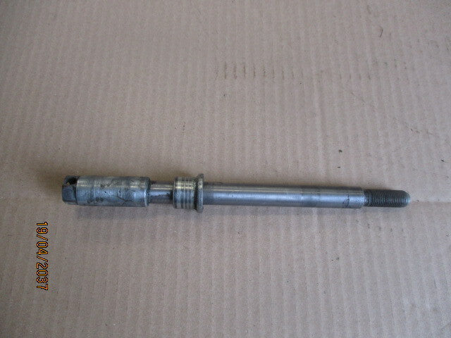 Axe de roue avant pour Honda 750 XLV - RD01