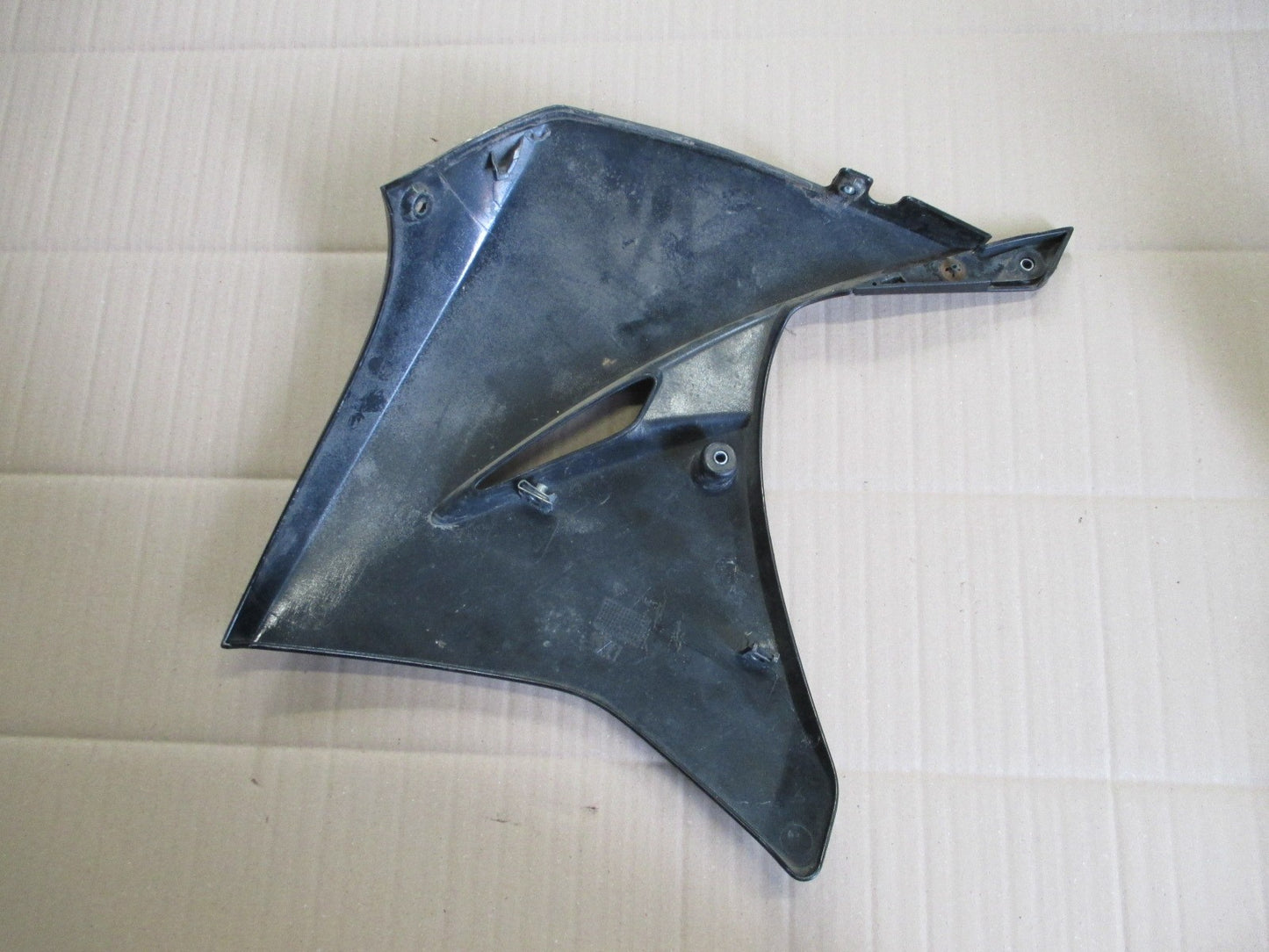 Flanc de réservoir droit pour Yamaha 125 XTX - XTR