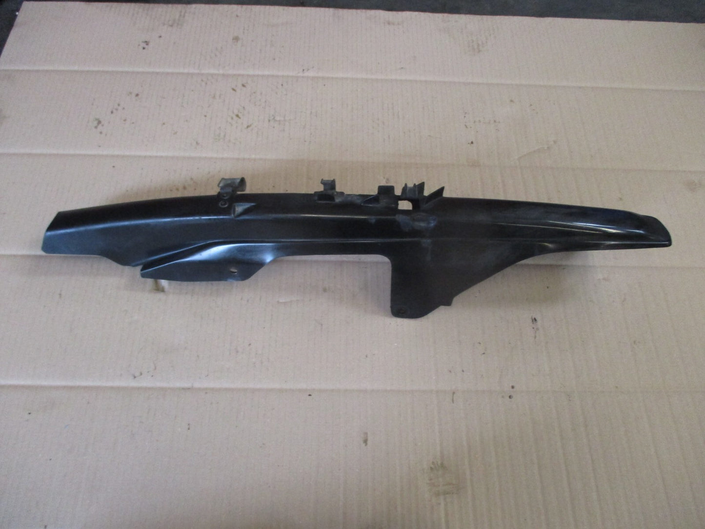 Protège chaîne pour Honda 750 VFR - RC36 - Phase 1 - 1990 / 1993