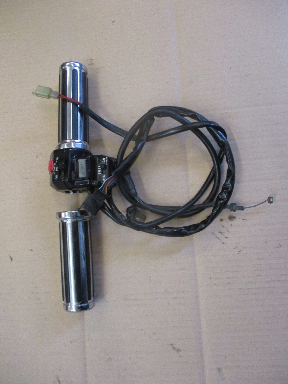 Poignée d'accélérateur + cables + cocotte pour Yamaha 750 FZX - 2JE - 4AM
