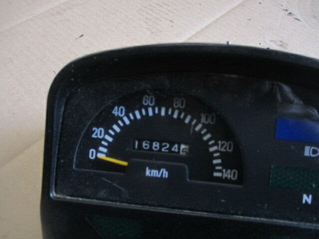 Bloc compteur 16824 km + nieman + bouchon essence à clé pour Yamaha 125 SR - 10F