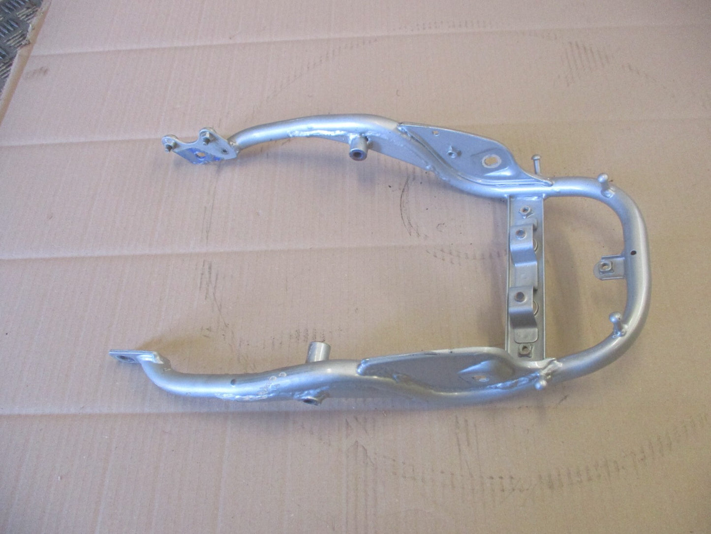Porte bagage pour Suzuki 600 DR - 650 DR - SN41A - SP41A