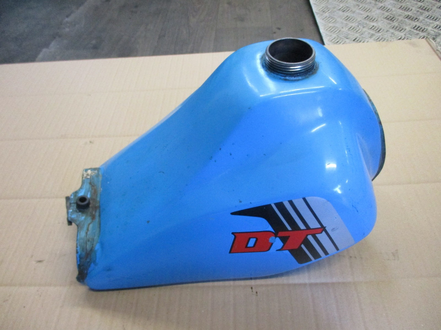 Réservoir d'essence pour Yamaha 125 DTLC - 10V