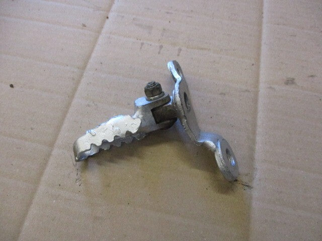 Cale pied avant droit pour Yamaha 125 TY