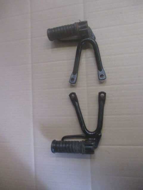 Cales pieds arrière pour Suzuki 125 TSR - SF15A