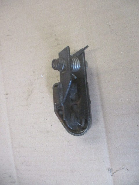 Cale pied avant gauche pour Derbi 125 Mulhacen