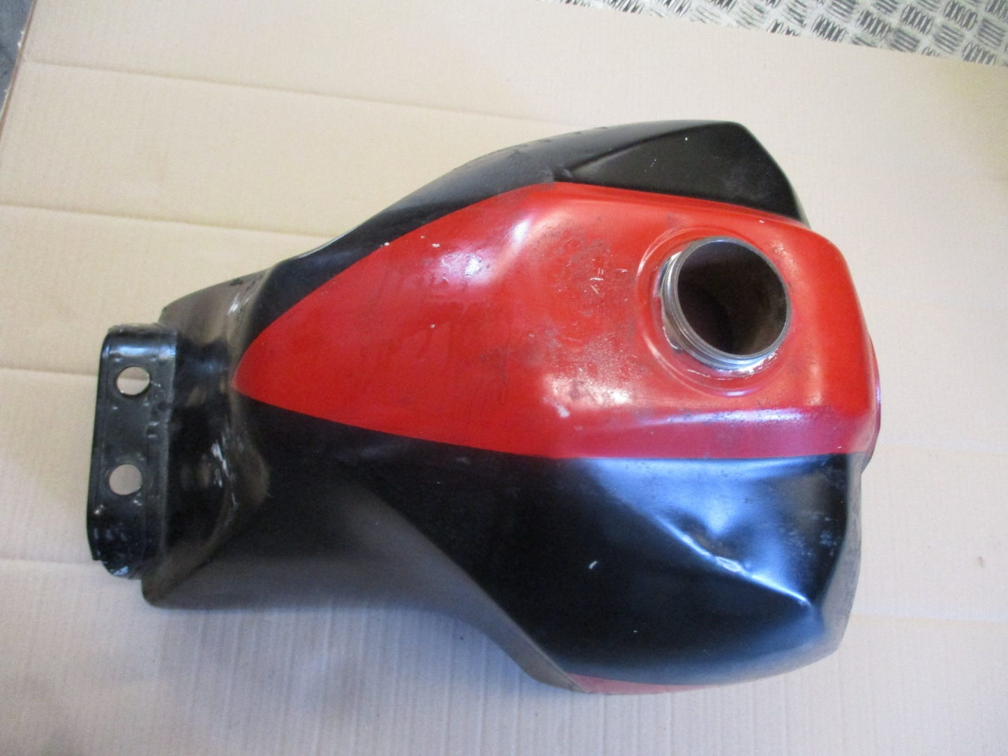Réservoir d'essence pour Yamaha 600 XT Ténéré - 34L