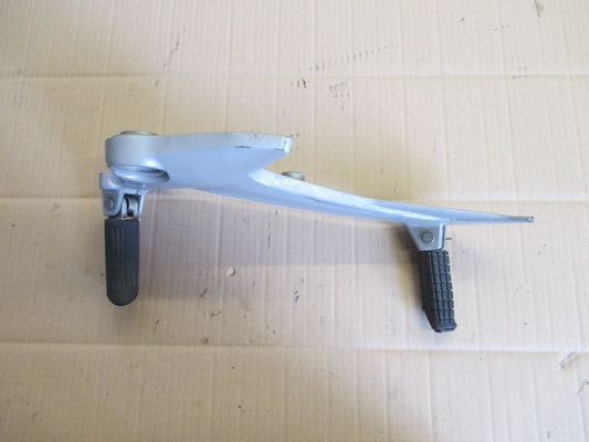 Platine cales pieds gauche pour Honda 125 XLV Varadéro - JC32