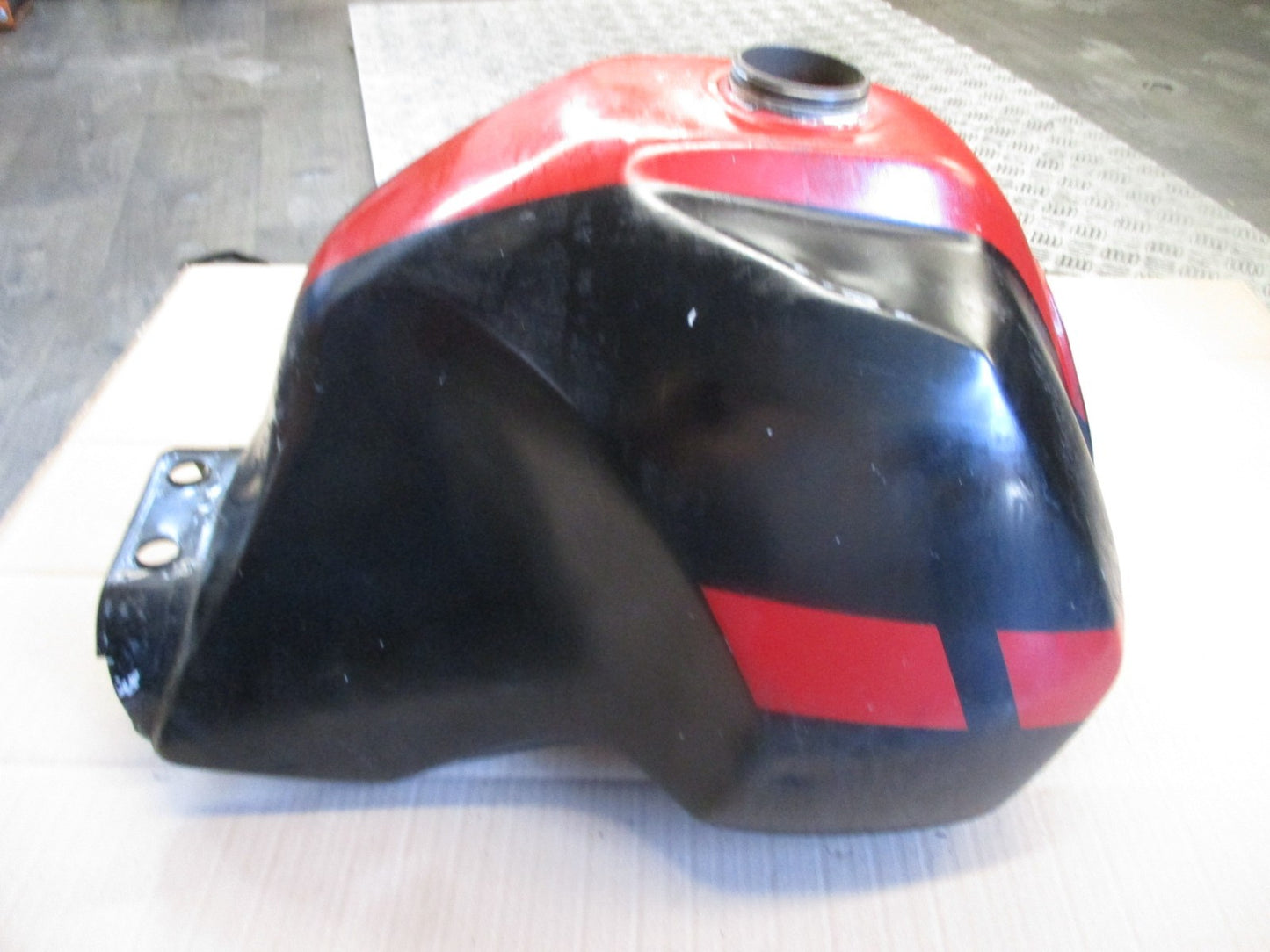 Réservoir d'essence pour Yamaha 600 XT Ténéré - 34L