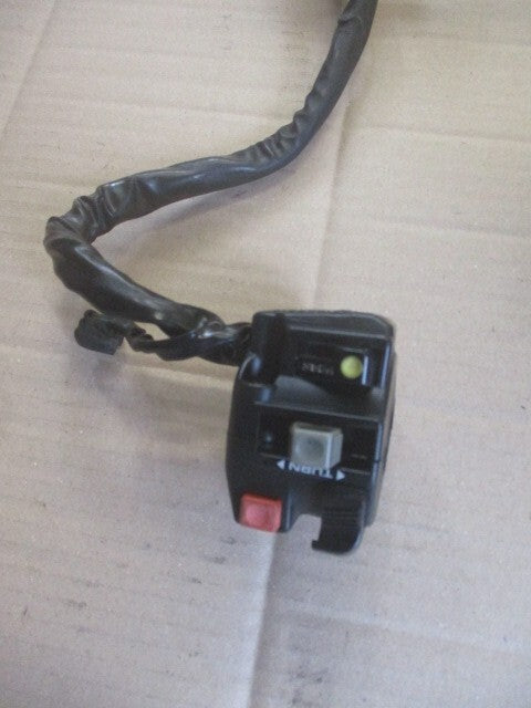 Commodo gauche Honda 600 XLL - XLM - XLLM - PD04 - modèle phare rectangulaire