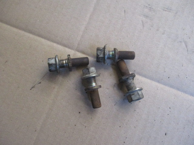 Pions vis de fixation couronne arrière pour Honda 125 XLS - XR