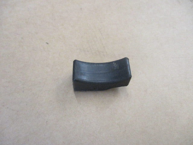 Caoutchouc sous demarreur pour Honda 650 NX Dominator - RD02 - RD08A