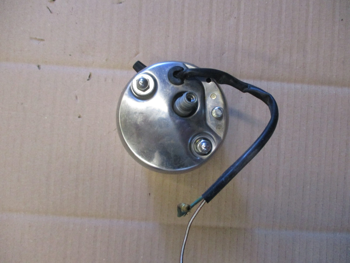 Compteur 5748 kms + cuvelage inférieur pour Honda 125 CM - JC05