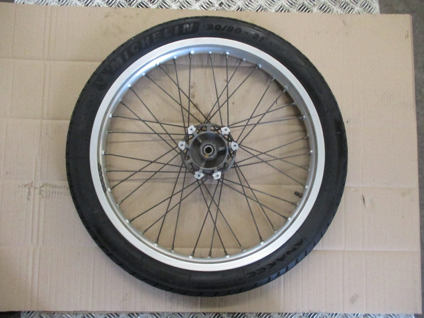 Roue avant pour Yamaha 125 XTR - 21 pouces