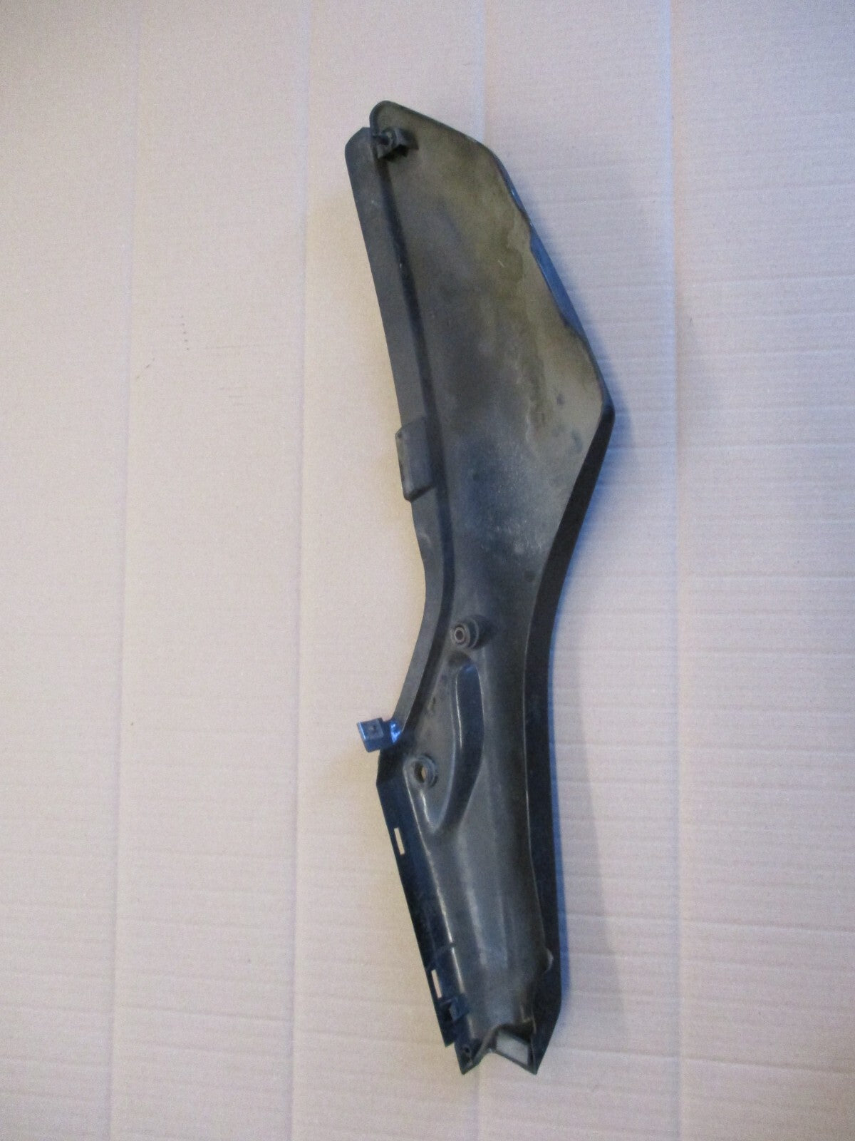 Cache latéral gauche pour Yamaha 125 TDR modèle 4FU / 5AE